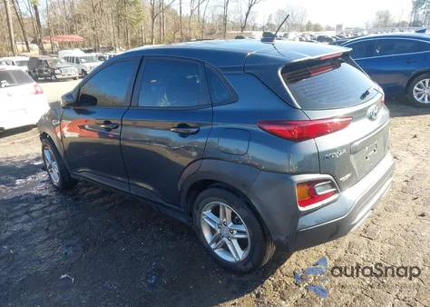 2021 Hyundai Kona Se z USA, uszkodzony, nr VIN KM8K12AA8MU645742
